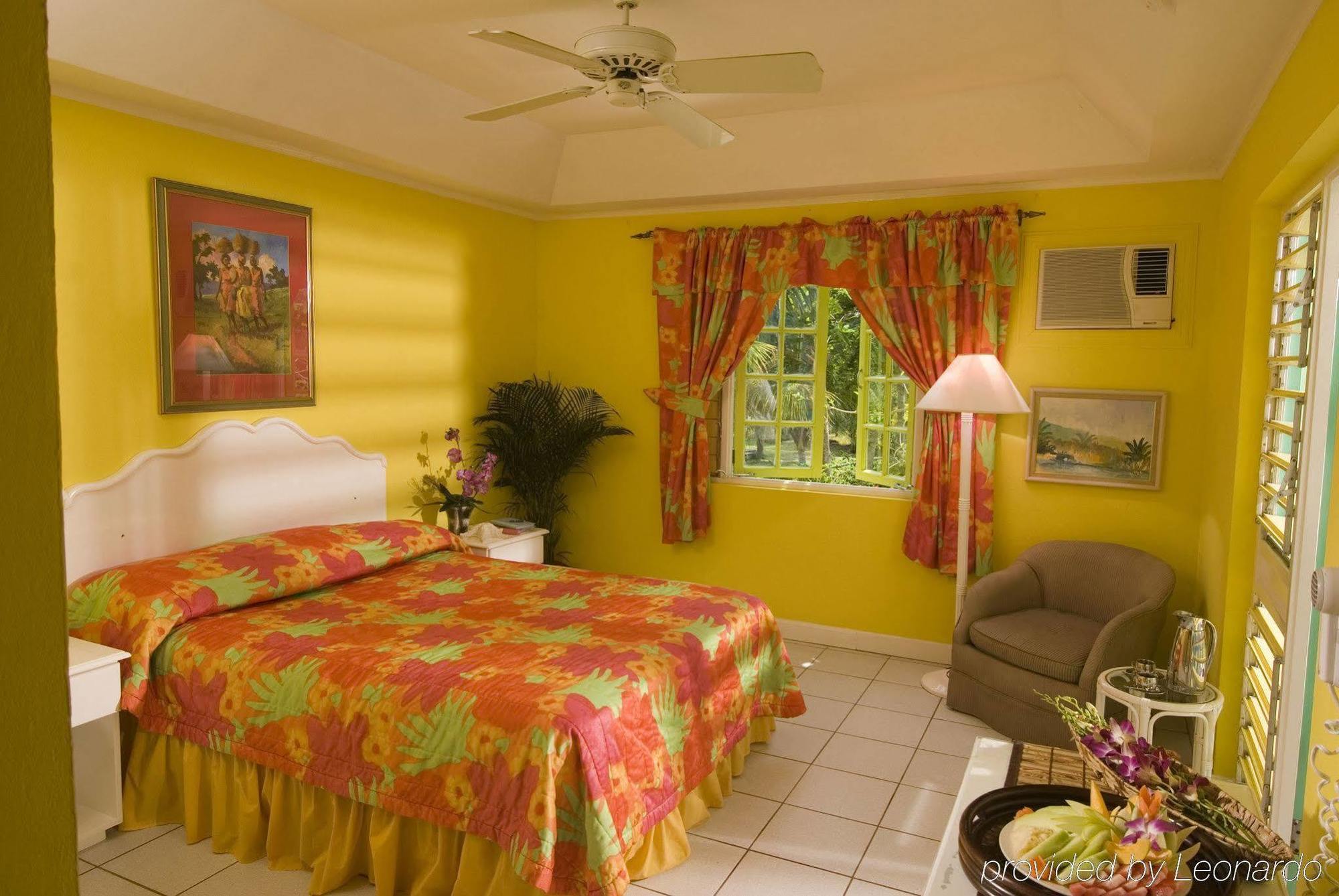 Grand Pineapple Beach Negril Hotell Rum bild